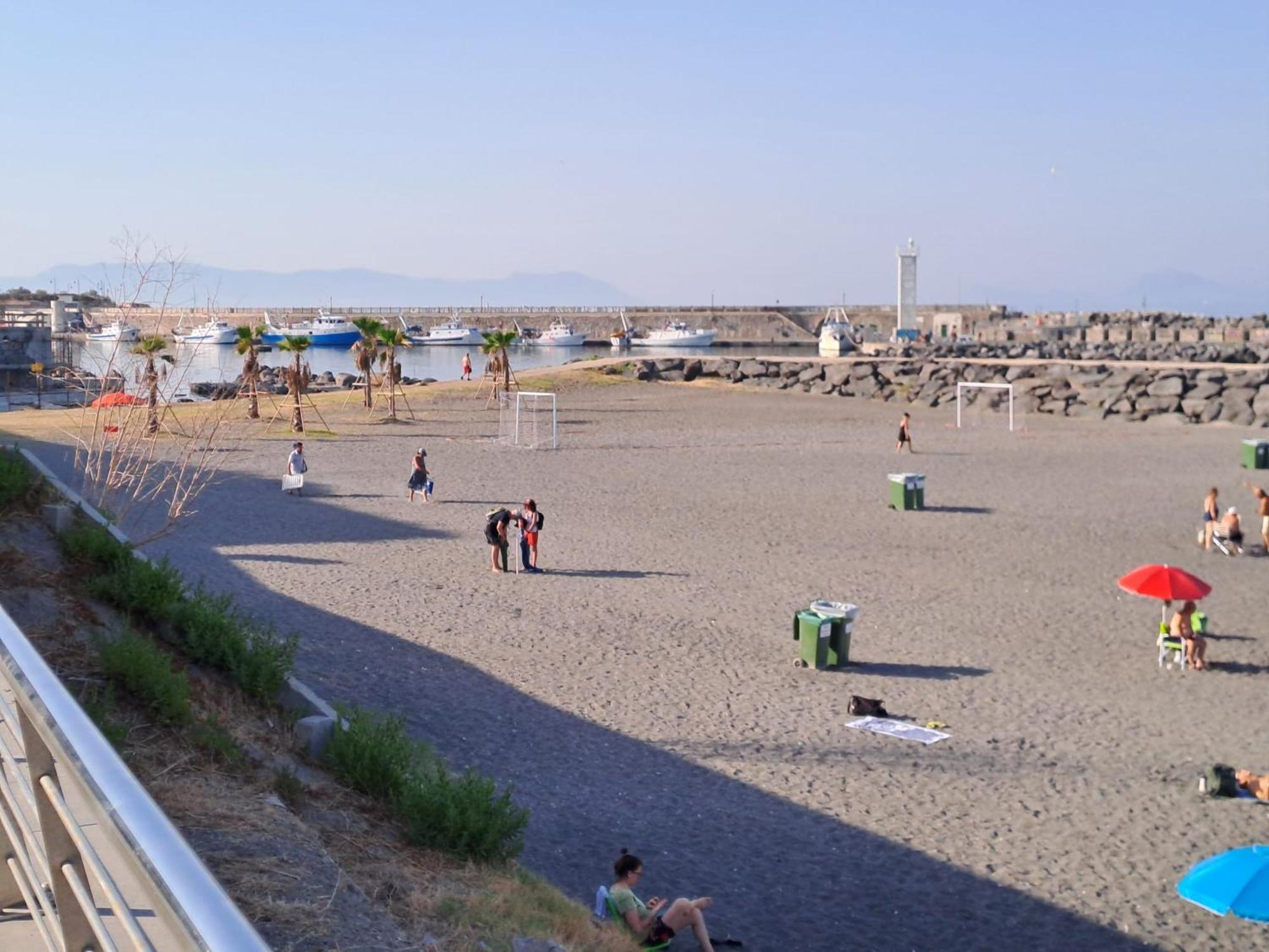 Neapolis Bay Lägenhet Portici Exteriör bild